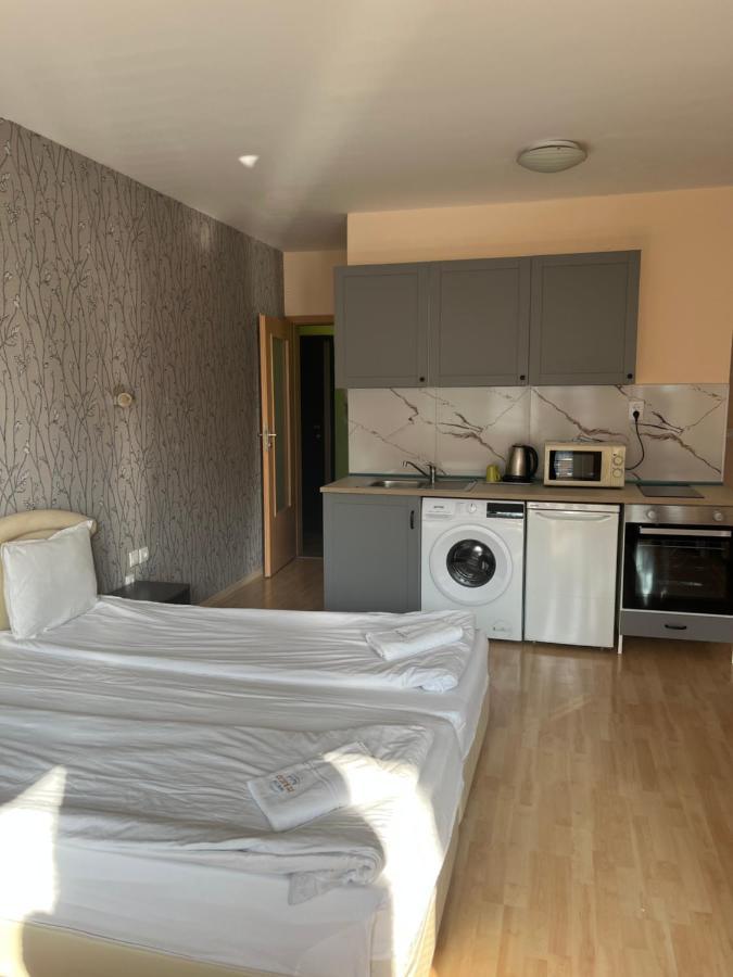 Aparthotel Block 531 Aparthouse Block 533